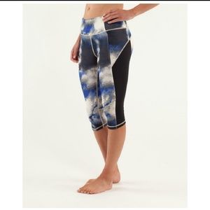 Lululemon crop leggings size 10